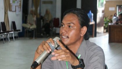 Ketua Bidang Lingkungan Hidup HMI Cabang Polman Hidayat Anwari soroti asap selimuti Polewali Mandar dan desak Pemkab transparan soal kualitas udara